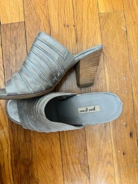 Paul Green Winston sandal in smoke brushed metallic, size 7.5 US size 5 UK